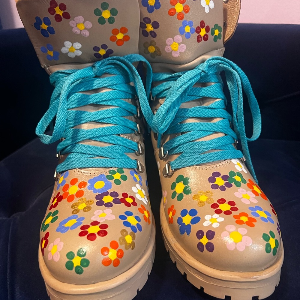 Handpainted One of a Kind Floral Leather Boots - Picture 4 of 6